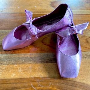 Jeffrey Campbell Mary Jane ballet flats in metallic lilac